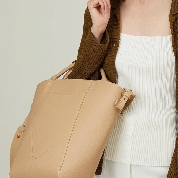 Marina Bucket Bag in Champagne - Picture 13 of 13